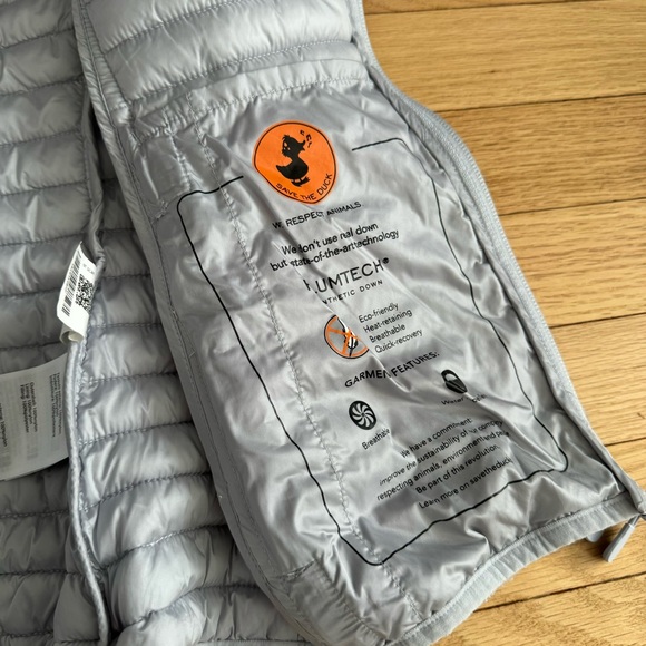 Like new Save the Duck Alexis lightweight puffer jacket in silver blue - Picture 10 of 16